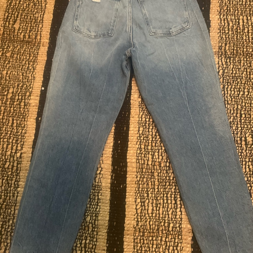 Abercrombie High waisted mom jeans